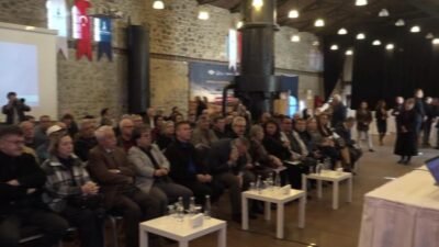 İzmir Büyükşehir Belediye Başkanı Cemil Tugay, İzmir tarımını kooperatifler aracılığıyla