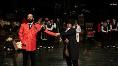 İzmir Büyükşehir Belediyesi Şehir Tiyatroları'nda Bertolt Brecht’in ölümsüz eseri “Arturo