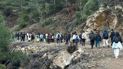 İzmir Büyükşehir Belediyesi bünyesinde çalışmalarını sürdüren Genç İzmir, gençlerin sağlıklı