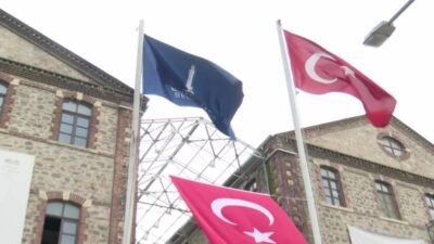 İzmir Büyükşehir Belediye Başkanı Cemil Tugay, Vakıflar Genel Müdürlüğü adına