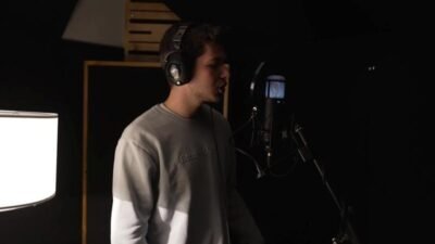 İzmir Büyükşehir Belediye Başkanı Cemil Tugay’ın, genç müzisyenler arasında fırsat