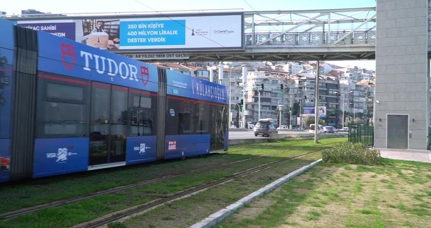 İzmir Büyükşehir Belediyesi, şehitlerin isimlerini kent hafızasında yaşatma geleneğini sürdürüyor.