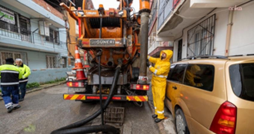 İzmir genelinde yarın etkili olması beklenen şiddetli yağış, kuvvetli fırtına
