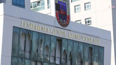Jandarma Genel Komutanlığı, sürücüleri uykusuzluğa karşı uyararak, "Uzun yolda düzenli