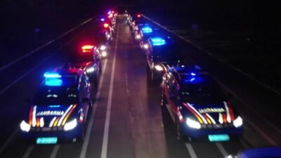 Jandarma Genel Komutanlığı'nın 93 adrese düzenlediği operasyonlarda 83 bin 625