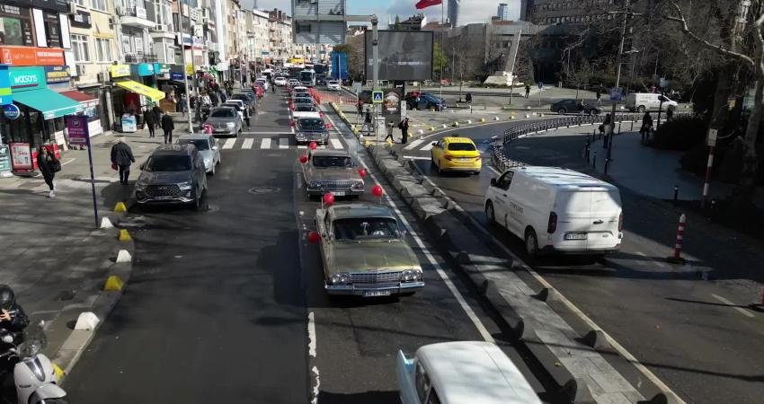 Evliliklerinde 50 yılı geride bırakan 20 çift, Kadıköy Belediyesi ile