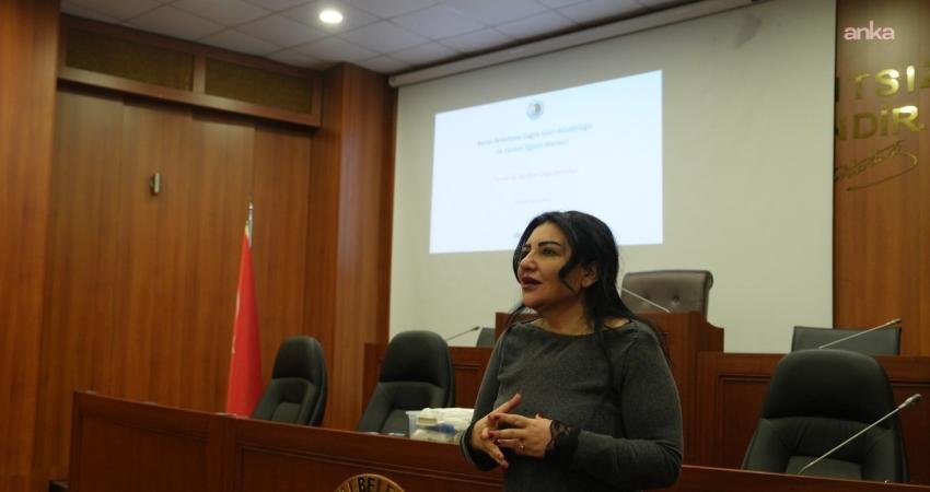 Kartal Belediyesi’nden kadınlara temel ilk yardım eğitimi Kartal Belediyesi, ilçedeki kadınlara yönelik “Temel İlk Yardım ve Farkındalık