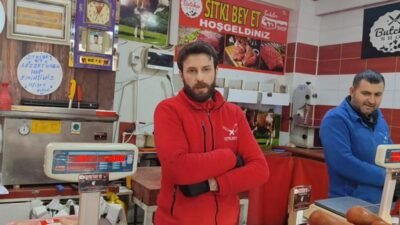 Elazığ’da kasaplar, et fiyatlarının yüksek olması nedeniyle halkın alamadığını belirtiyor.