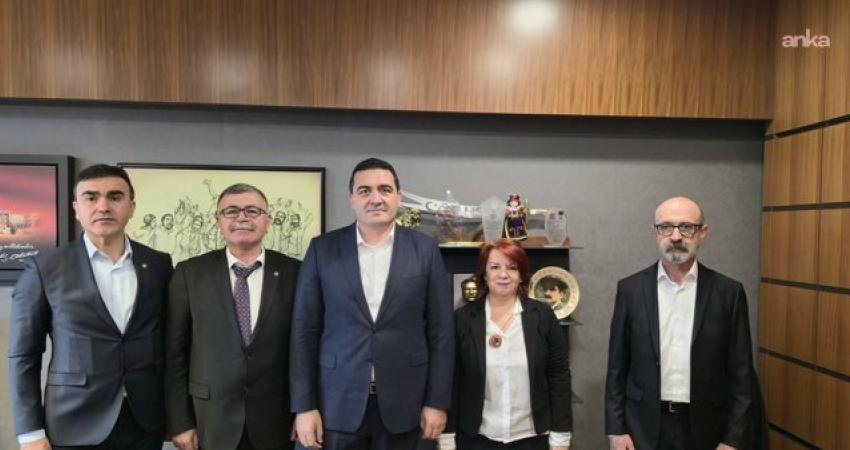 Kamu Emekçileri Sendikaları Konfederasyonu (KESK) Genel Başkanı Ahmet Karagöz ve