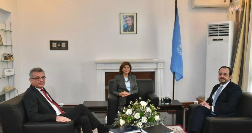 KKTC Cumhurbaşkanı Tufan Erhürman ile Rum Lider Nikos Hristodulidis, 24 Şubat günü baş başa görüşecek Kuzey Kıbrıs Türk Cumhuriyeti (KKTC) Cumhurbaşkanı Tufan Erhürman ile Güney