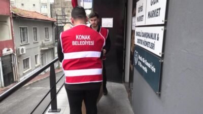 Konak Belediyesi Sosyal Yardım İşleri Müdürlüğüne yaptığı başvuru sonucu tekerlekli
