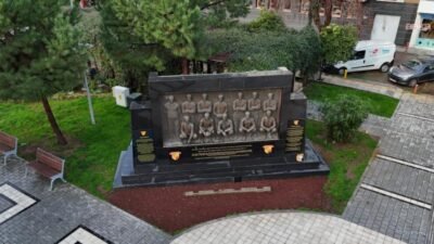 Konak Belediyesi, Güzelyalı’da Göztepe’nin Avrupa’da yarı final oynayan efsane kadrosu