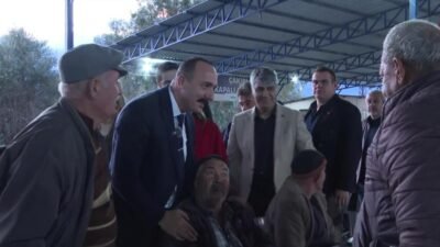 Konyaaltı Belediye Başkanı Cem Kotan, Çakırlar Kapalı Pazar Yeri’nde düzenlenen