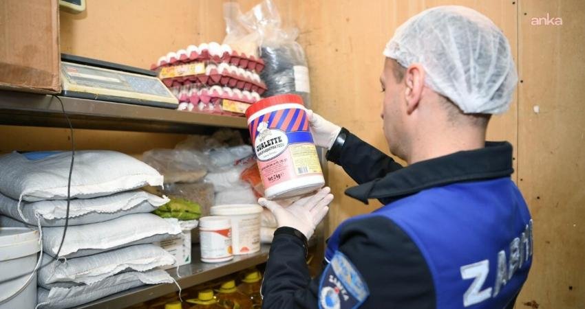 Konyaaltı’nda ramazan ayı öncesi denetimler sürüyor Konyaaltı Belediyesi Zabıta Müdürlüğü, ramazan ayı öncesinde ilçe genelinde denetimlerini