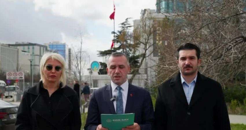 KOR-SAV Başkanı Kalkan’dan DHMİ’de işten çıkarılan çalışanlara ilişkin açıklama Koruma ve Savunma İşçileri Sendikası (KOR-SAV) Başkanı İsa Kalkan, Devlet