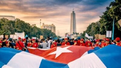 José Martí Küba Dostluk Derneği, ABD’nin Küba’ya yönelik kuşatmayı petrol