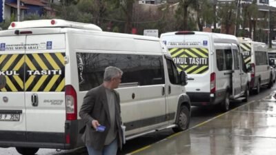 Kuşadası Belediyesi Zabıta Müdürlüğü ekipleri, çocukların güvenli ulaşım hakkını korumak