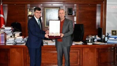 Kütahya Belediye Başkanı Eyüp Kahveci ve beraberindeki heyet, Ankara Büyükşehir