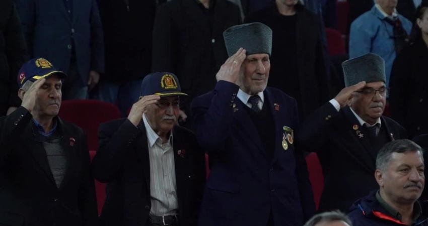 Kuvayımilliye kahramanı Edremit Kaymakamı Köprülülü Hamdi Bey, şehit edilişinin 106'ncı