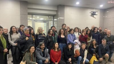 LeMan dergisi önünde 30 Haziran’da düzenlenen gösteri sırasında bazı kişilerin