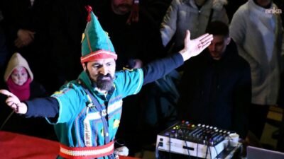 Lüleburgaz Belediyesi’nin "Mahallede Ramazan Eğlenceleri" başladı. İftar sonrası Zübeyde Hanım