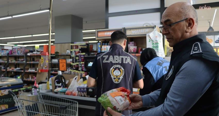 Maltepe Zabıtası’ndan ramazan ayı öncesi fırın ve marketlerde denetim Maltepe Belediyesi Zabıta Müdürlüğü ekipleri, ramazan ayı öncesi gıda ürünleri