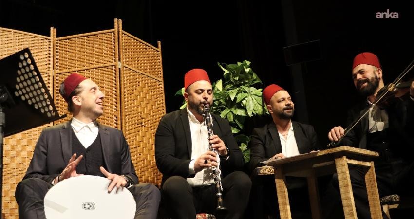 Maltepe Belediyesi'nin ramazan ayı dolayısıyla düzenlediği "Maltepe’de Ramazan Eğlenceleri" programı, Prof.