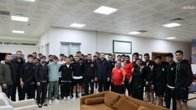 Manavgat Belediye Başkan Vekili Mehmet Çiçek, Yayla Mahallesi’nde düzenlenen iftar
