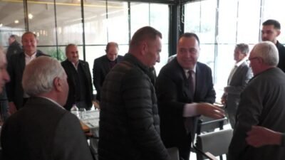 Manisa Büyükşehir Belediye Başkanı Besim Dutlulu, Akhisar’da mahalle muhtarları ve