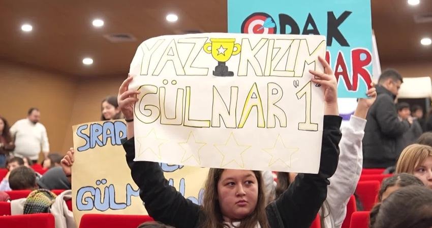 Mersin Büyükşehir Belediyesi’nin iki hafta boyunca düzenlediği etkinlikler, öğrencilerin ara