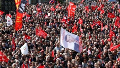Cumhuriyet Halk Partisi’nin (CHP) “Millet İradesine Sahip Çıkıyor” başlığıyla düzenlediği