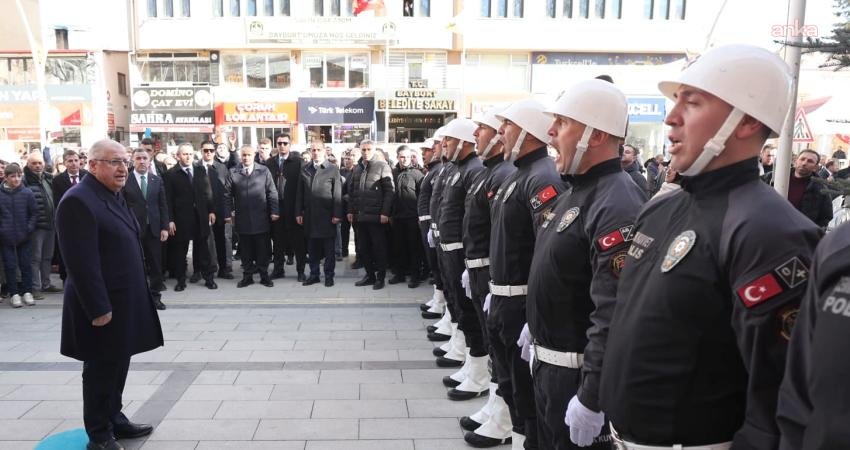 Milli Savunma Bakanı Yaşar Güler, Bayburt'un düşman işgalinden kurtuluşunun 108'inci