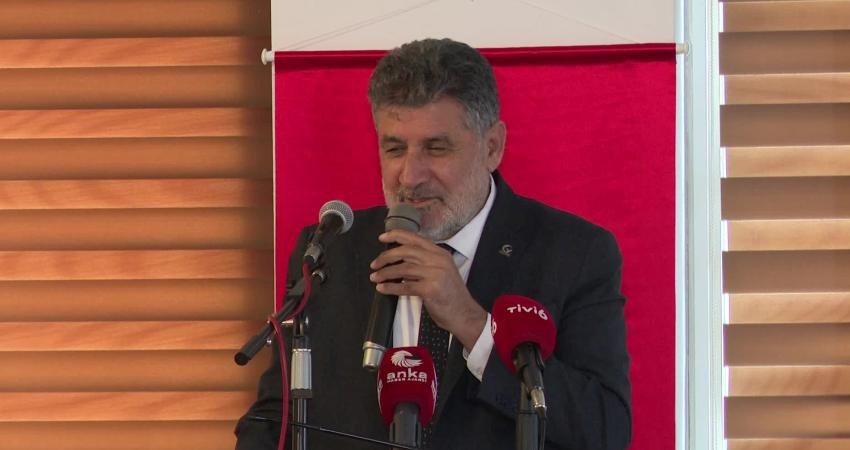 Milli Yol Partisi “28 Şubat ve Muhsin Yazıcoğlu” konulu panel düzenledi "28 Şubat ve Muhsin Yazıcoğlu" konulu panelde konuşan Milli Yol Partisi