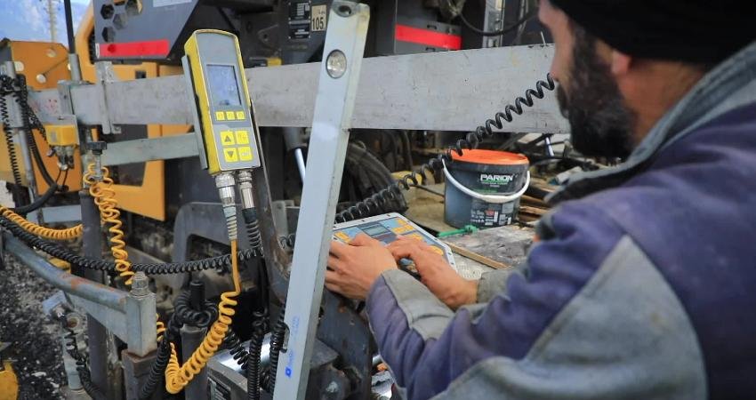 Muğla Büyükşehir Belediyesi’nden Kötekli ve Yeniköy’e 502 milyon TL’lik yol ve altyapı yatırımı Muğla Büyükşehir Belediyesi tarafından Menteşe ilçesinin Kötekli ve Yeniköy mahallelerinde