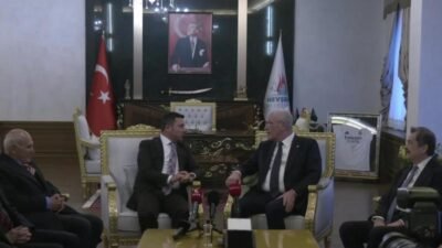 İYİ Parti Genel Başkanı Müsavat Dervişoğlu, terör örgütü PKK lideri