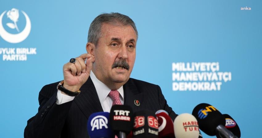 Mustafa Destici’den “Anayasa’nın 66. maddesi” çıkışı: “Değiştirilemez, konusu bile yapılamaz” Büyük Birlik Partisi Genel Başkanı Mustafa Destici, DEM Parti Eş