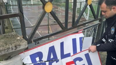 Nilüfer Belediyesi Zabıta Müdürlüğü ekipleri, kent estetiğini bozan ve yaya