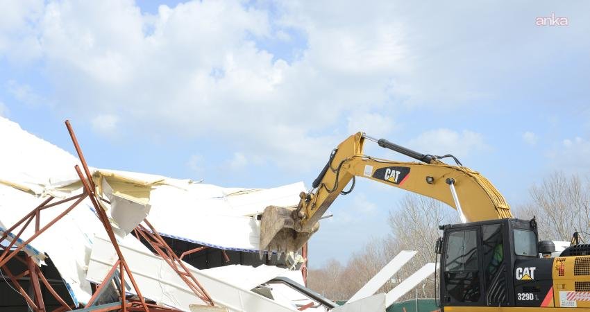 Nilüfer’de kaçak yapılarla mücadele sürüyor Nilüfer Belediyesi ekipleri, Ürünlü Mahallesi’nde toplam bin 650 metrekarelik alanda