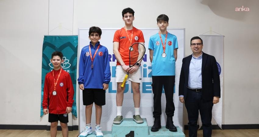 Nilüfer’de squash heyecanı Nilüfer Belediyesi Squash Turnuvası, Türkiye’nin dört bir yanından gelen genç