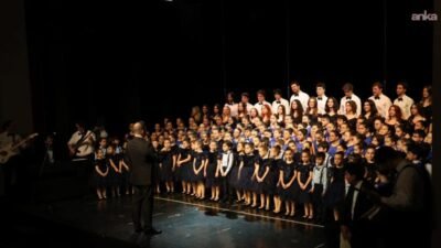 Nilüfer Belediyesi bünyesinde faaliyetlerini sürdüren Minikler, Çocuk ve Gençlik Koroları, "Kış