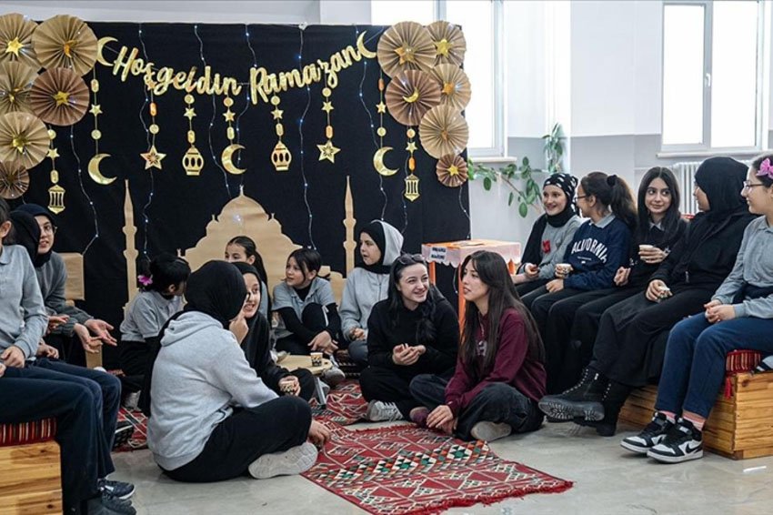 Millî Eğitim Bakanlığının Ramazan ayı boyunca okullarda yapılacak etkinlikler sert