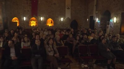 Osmangazi Belediyesi’nin "Felsefe Buluşmaları" kapsamında eğitimci, yazar ve sosyolog Kemal