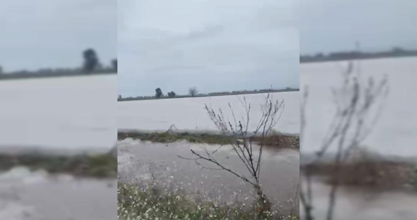 Osmaniye'nin Kadirli ilçesindeki Endel köyünde üç gündür süren sağanak yağışlar,