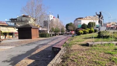 Osmaniye’nin Kadirli ilçesinde emekliler, bayram ikramiyesine ilişkin beklentilerini dile getirdi.