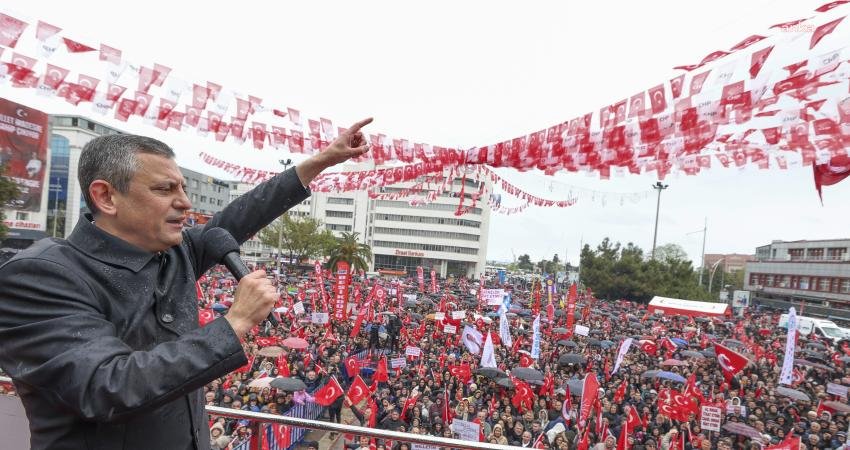 Özgür Özel’den Kocaeli mitinge çağrı: Biliyoruz, kolay olmayacak. Ama hakkımızı söke söke alacağız CHP Genel Başkanı Özgür Özel, partisinin yarın Kocaeli'de yapacağı mitinge