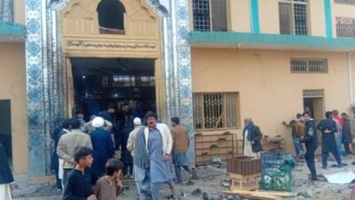 Pakistan'ın başkenti İslamabad'ın Tarlai bölgesindeki bir Şii camisine düzenlenen bombalı