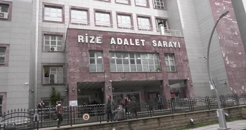 Rize İl Milli Eğitim Müdürü Halil İbrahim Akmeşe’nin makam odasını