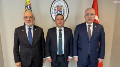 Saadet Partisi Genel Başkan Yardımcısı Mustafa Kaya, Samsun Milletvekili Mehmet