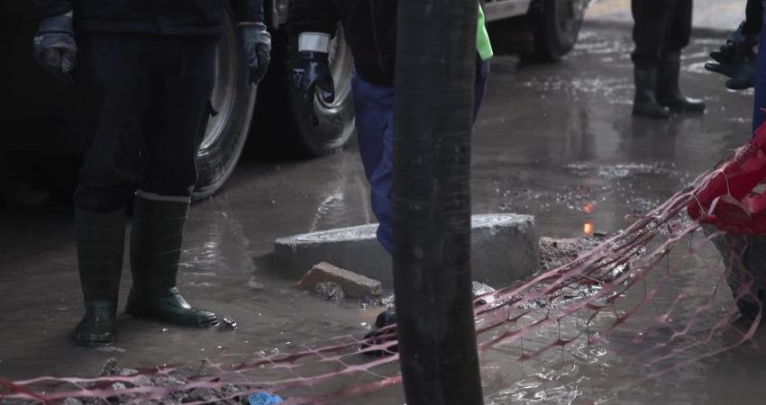 Sağanak İzmir’i vurdu: En fazla yağış Karaburun’da ölçüldü İzmir’de dün gece başlayan ve bu sabah saatlerine kadar etkili