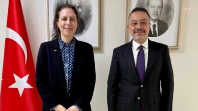 Şam Büyükelçisi Yılmaz, Birleşik Krallık Suriye Özel Temsilcisi Snow ile görüştü Türkiye'nin Şam Büyükelçisi Nuh Yılmaz, Birleşik Krallık Suriye Özel Temsilcisi Ann